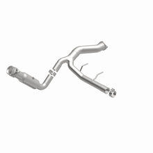 Load image into Gallery viewer, MagnaFlow Direct Fit Catalytic Converter 10-14 Ford F-150 SVT Raptor 6.2L - Right