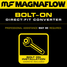 Load image into Gallery viewer, MagnaFlow Direct Fit Catalytic Converter 07-08 Escalade 6.2 Driver Side OEM